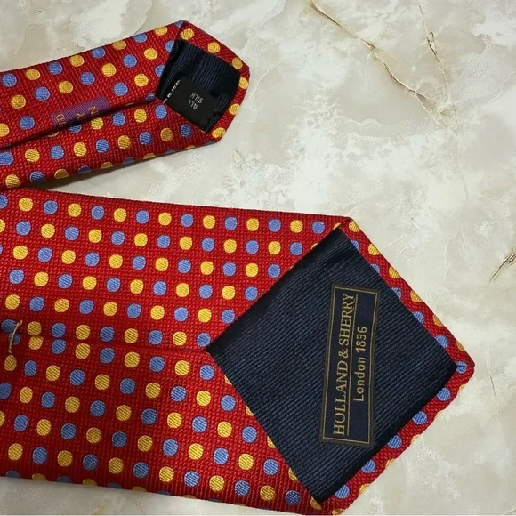 NWOT Holland‎ & Sherry London Men's Silk Polkadot Tie Red/Blue/Gold 3 1/2 x 60